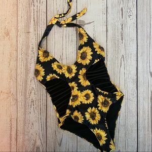 NWOT🌻Sunflower One-Piece Swimsuit